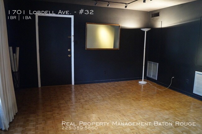 Building Photo - One Bedroom Condo in Bocage