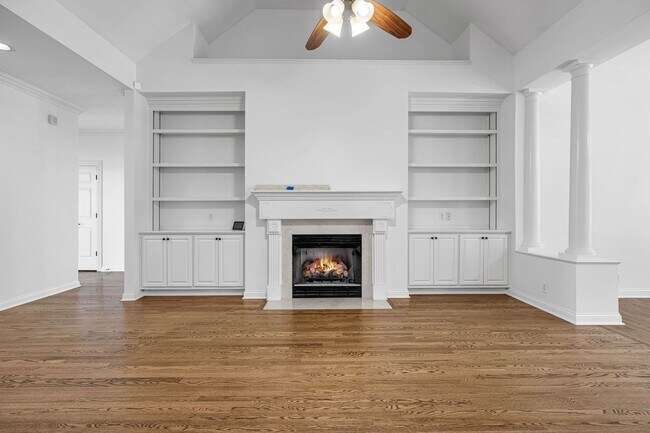 Building Photo - Welcome to this charming all-brick rental ...