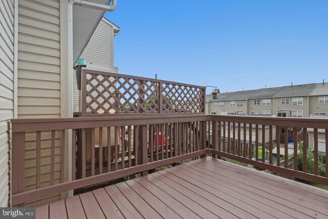 Building Photo - 1904 Fieldstone Way