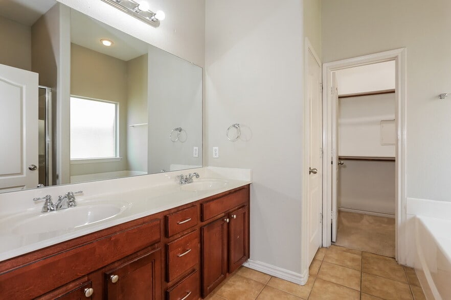 Building Photo - 4309 Twinleaf Dr