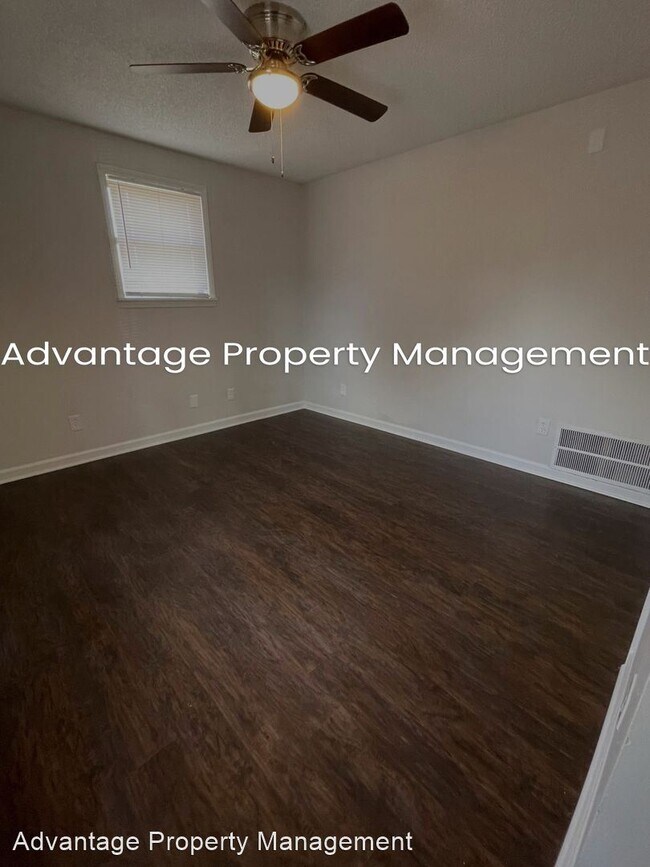 Building Photo - 5 br, 2 bath House - 1502 Rolling Hills Dr.