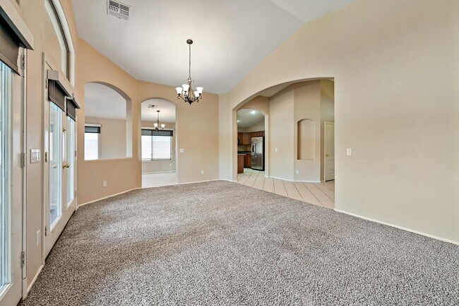 Building Photo - 8205 S 45th Ln