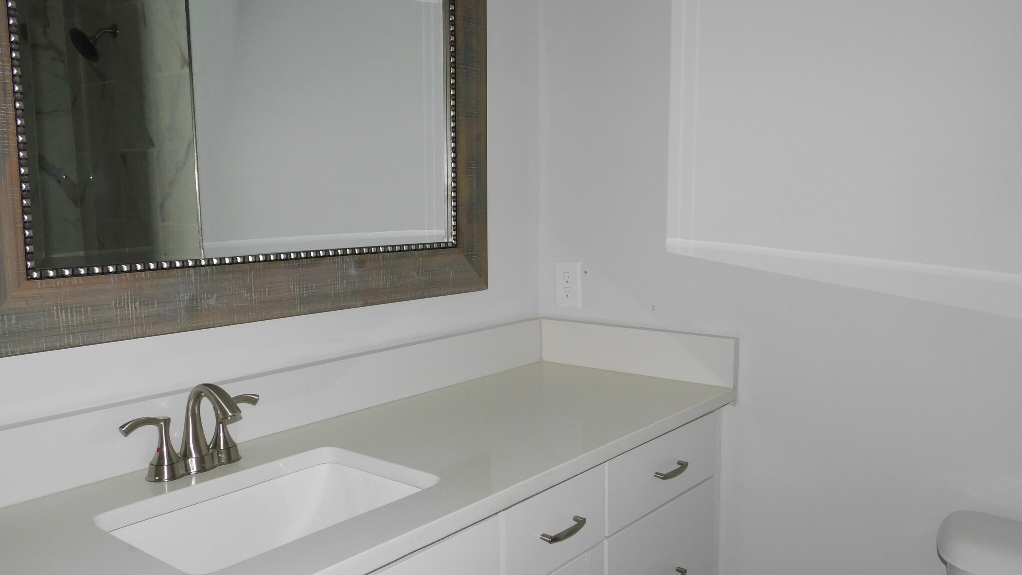 Building Photo - 1173 Waxwing Dr