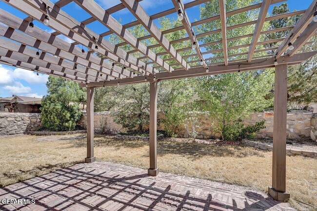 Building Photo - 3108 Tierra Nora Dr