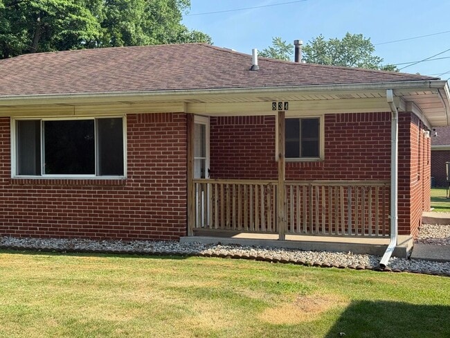 Primary Photo - 834 Coffee Creek Rd