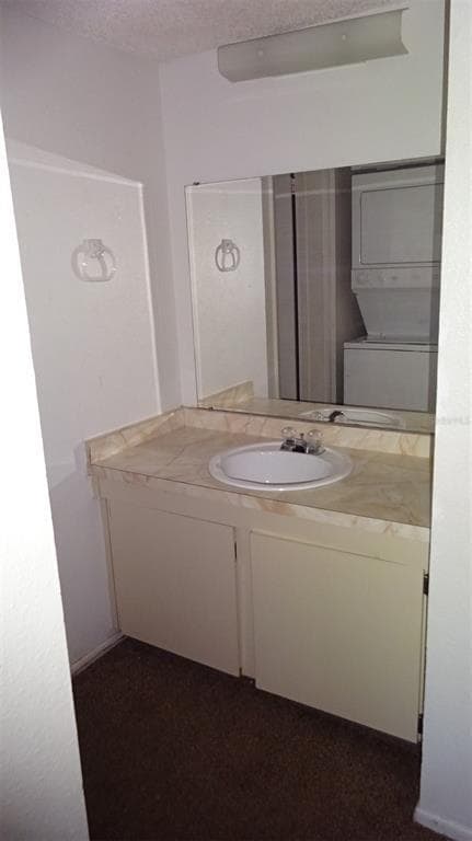 Building Photo - 584 Fairways Ln