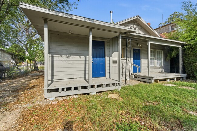 Building Photo - 314 West Cevallos-SI ID1363388P