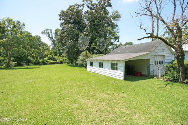 Building Photo - 2426 Princess Pl Dr