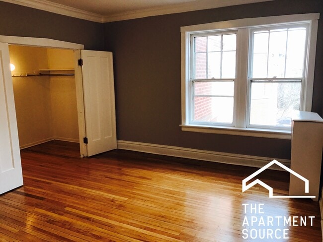 Building Photo - 3932 N Keeler Ave