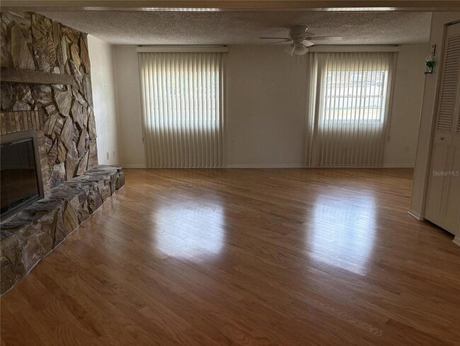 Building Photo - 1008 Lady Guinevere Dr