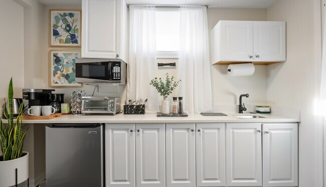 Building Photo - 6514 Adak St