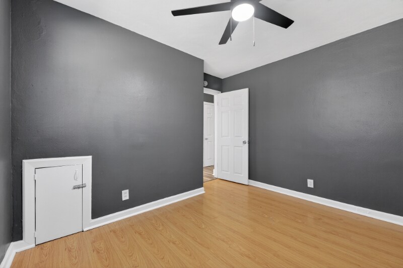 Building Photo - 10235 Midland Blvd