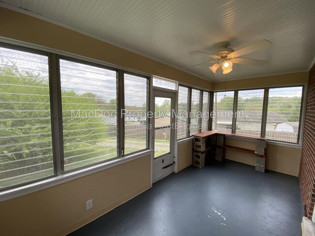 Building Photo - 181 Truslow Rd
