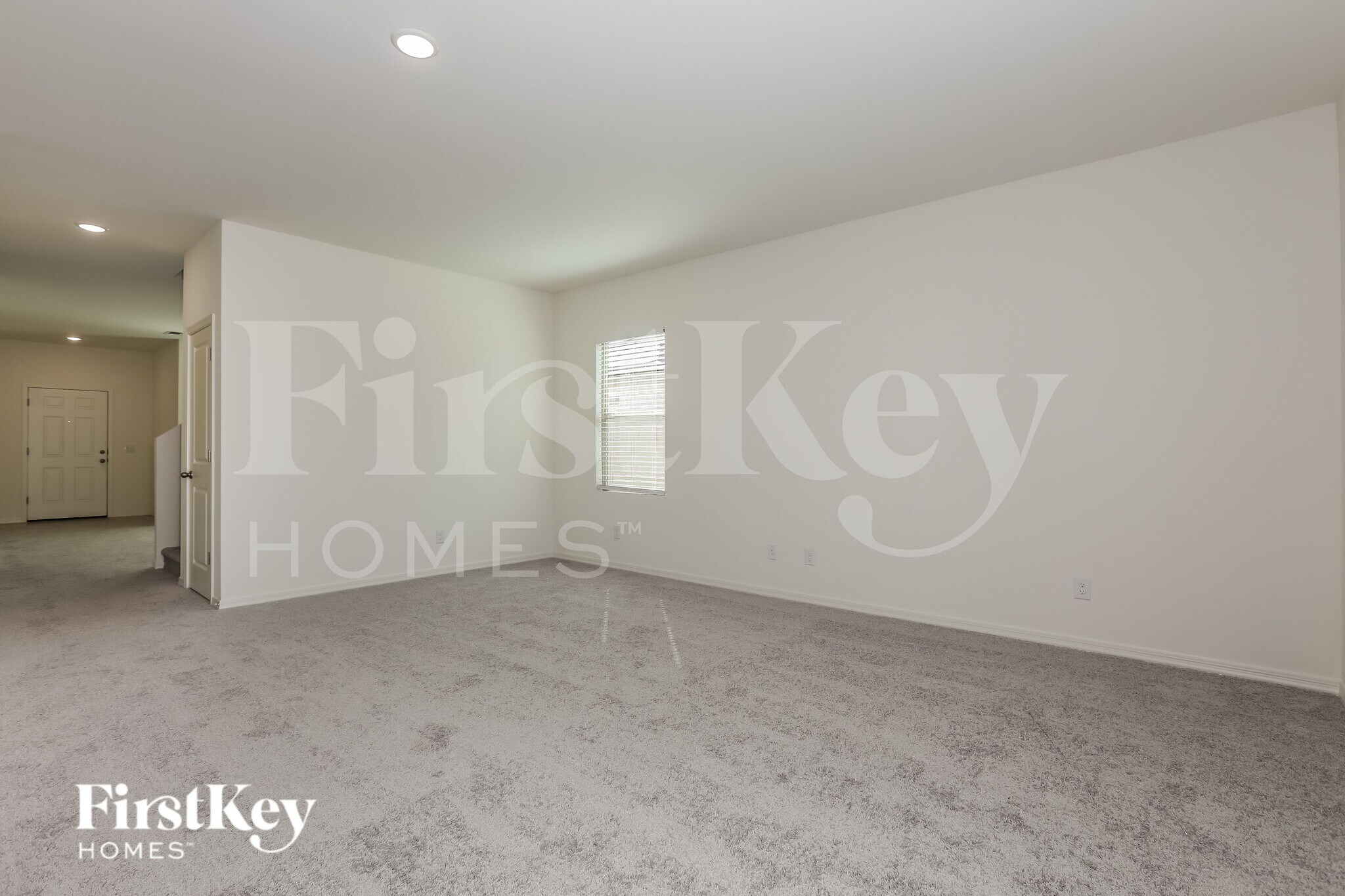 Building Photo - 3102 E Miner Dr