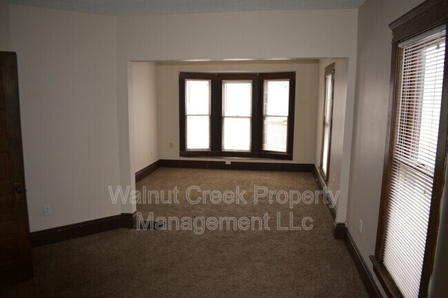 Building Photo - 1309 Middle Ave