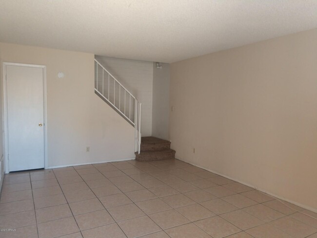 Building Photo - 4028 S 45th St
