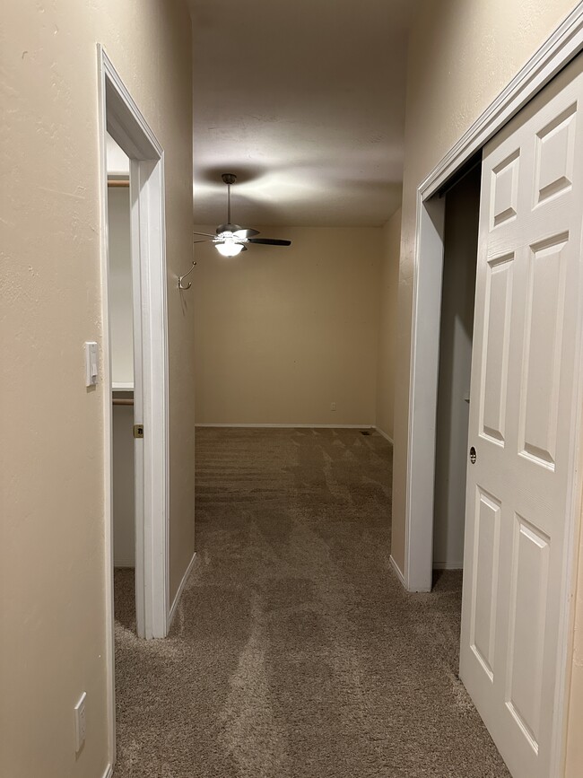 Building Photo - 7819 Storrie Pl NE