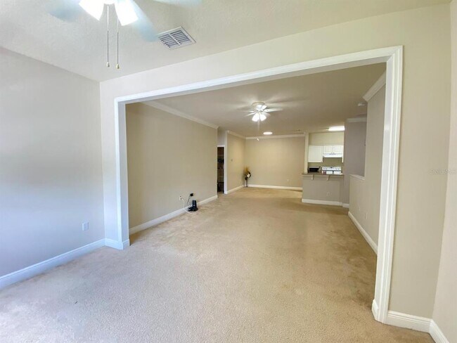 Building Photo - 130 Southern Pecan Cir