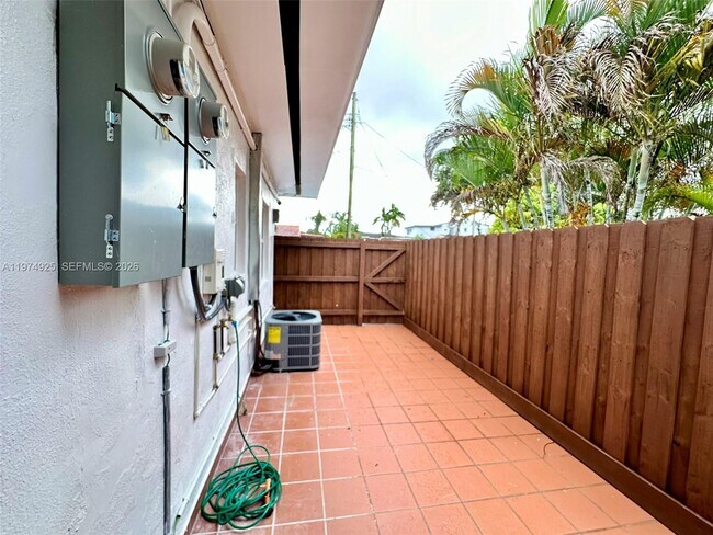 Building Photo - 3461 NW 6th St