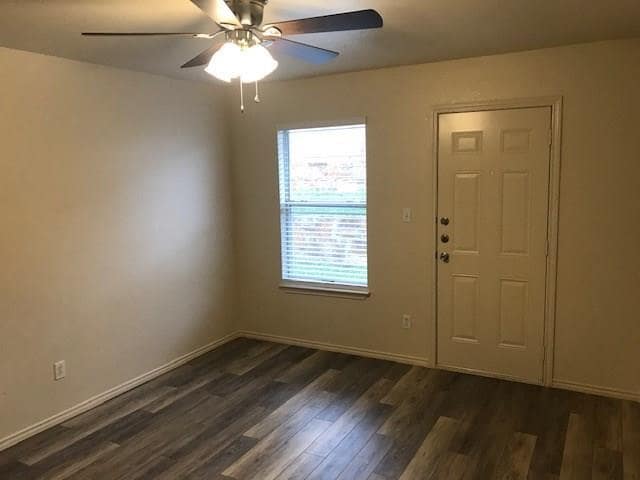 Building Photo - 717 Claremont Pkwy