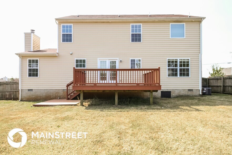 Building Photo - 1129 Matheus Dr