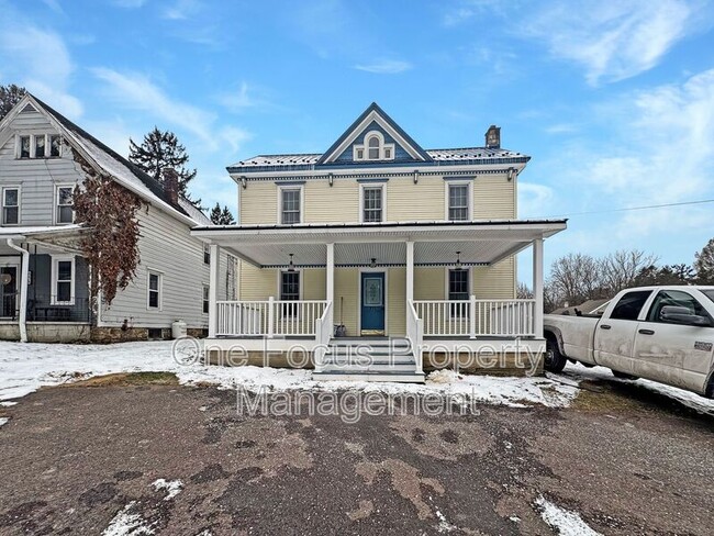 Building Photo - 830 Ave G