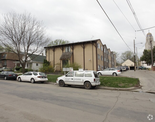 Building Photo - 623 S 18th St