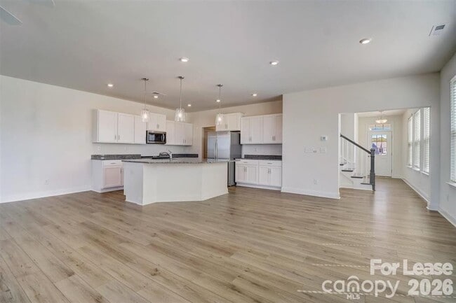 Building Photo - 3845 Hayden Ln