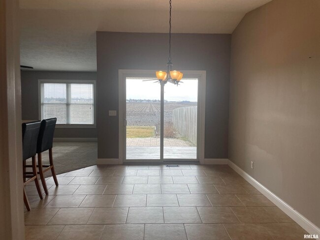 Building Photo - 700 Garvey Ln