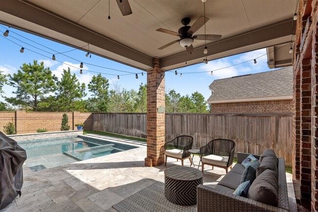 Building Photo - 19122 Panther Cave Ct