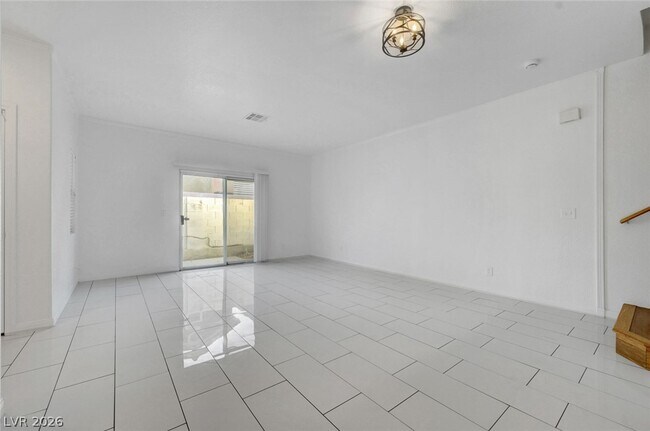 Building Photo - 1453 Morro Creek St