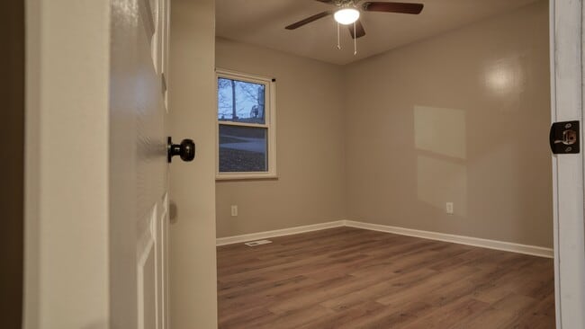 Building Photo - 6343 Cadbury Dr NW