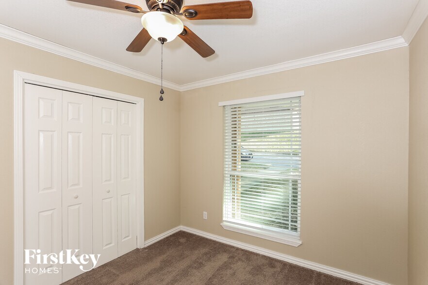 Building Photo - 3804 Driskell Blvd