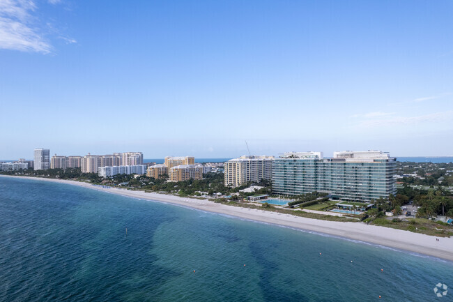 Aerial Photo - Oceana Key Biscayne