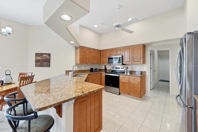 Building Photo - 6392 Woodbirch Pl