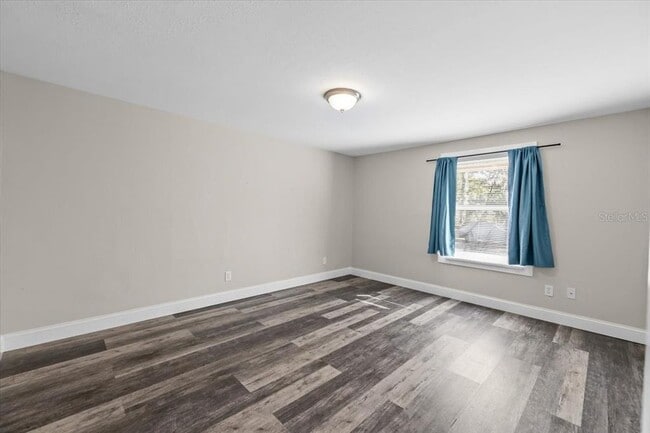 Building Photo - 4805 Cooper Rd