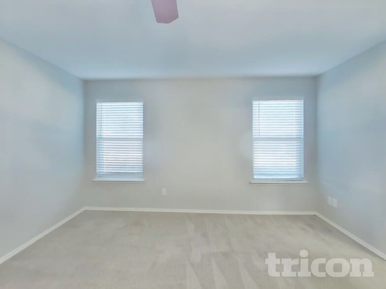 Building Photo - 2905 Englenook Dr