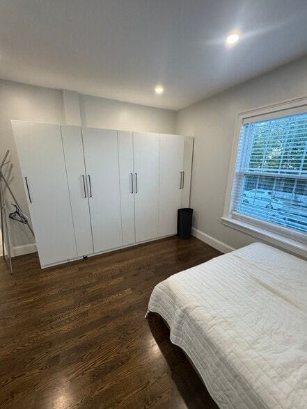 Building Photo - 195 Neponset Ave