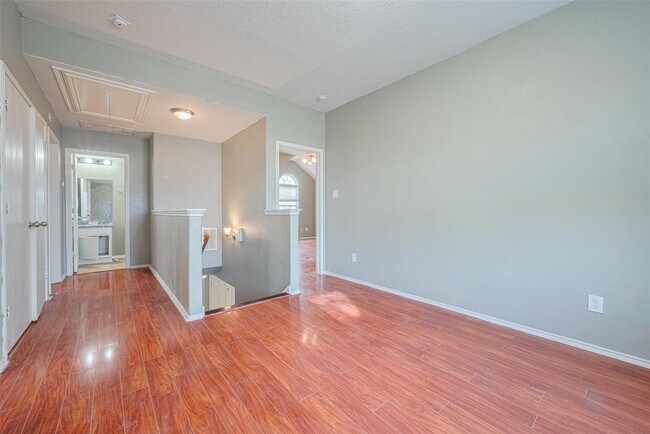 Building Photo - 11030 KNOBBLEY Oak Ct