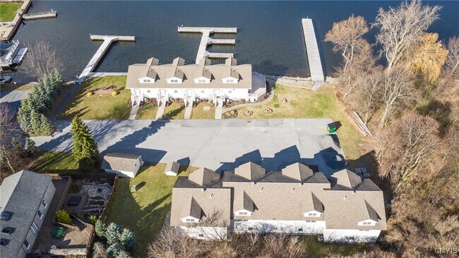 Building Photo - 207 General Smith Dr
