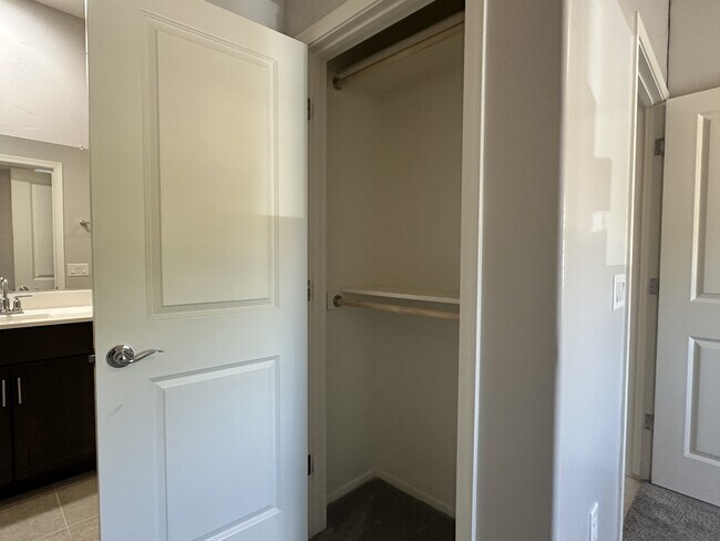 Building Photo - 7303 S Via Tierra Mesa