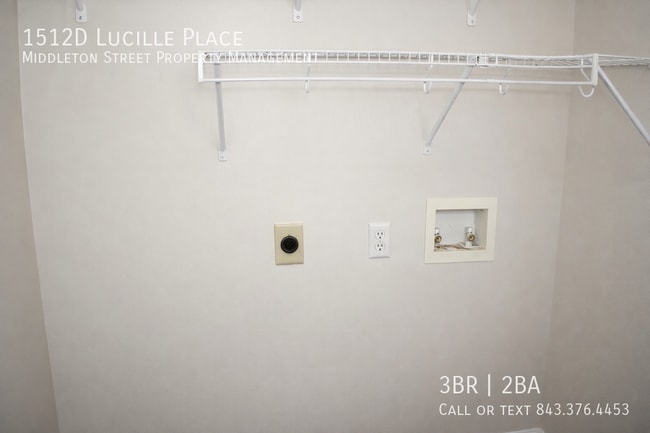 Building Photo - 1512D Lucille Place -