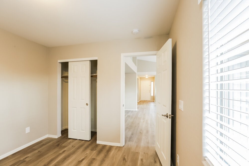 Building Photo - 1607 W Nancy Ln