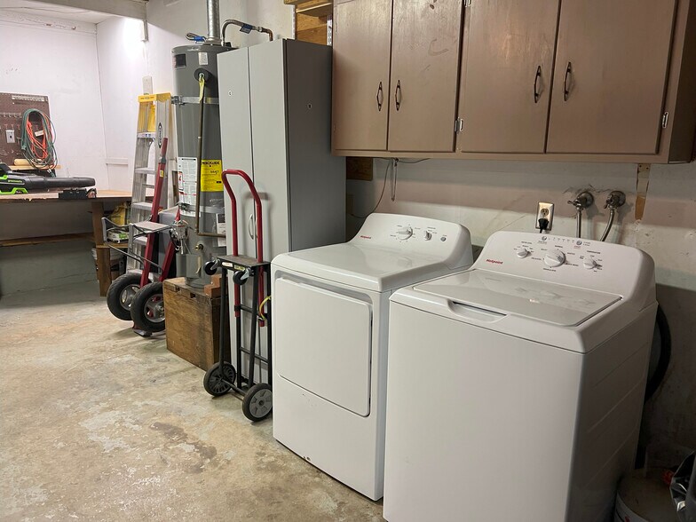 Building Photo - 1637 Rawhide Dr