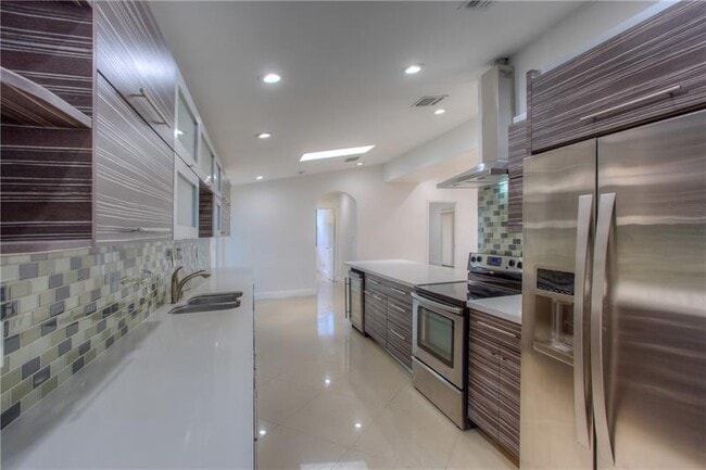 Building Photo - 2493 Andros Ln