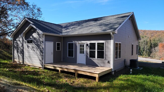 Building Photo - 117 Paislee Pk Ct