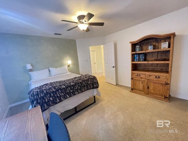 Building Photo - 31072 Oakleigh Dr