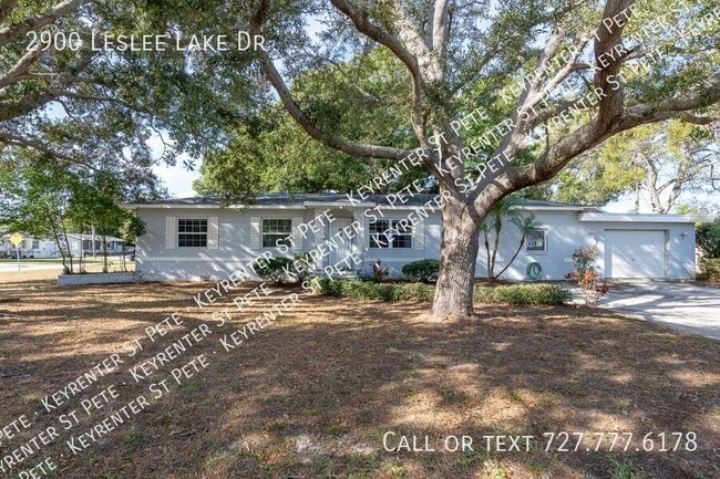 Building Photo - 2900 Leslee Lake Dr N