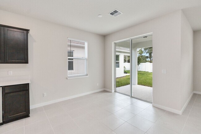 Building Photo - Beautiful 4/2 Energy Efficient Home in St....