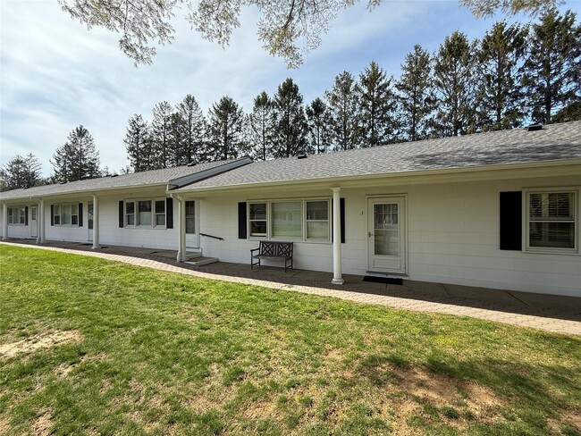 Building Photo - 55075 Main Rd